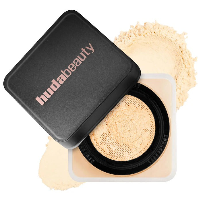 HUDA BEAUTY Easy Bake Blurring Loose Baking & Setting Powder In Pakistan 