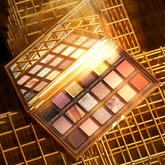 HUDA BEAUTY Empowered Eyeshadow Palette Price In Pakistan 