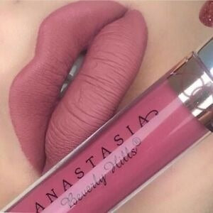 Anastasia Beverly Hills - Liquid Lipstick - Allison (IMIPK)