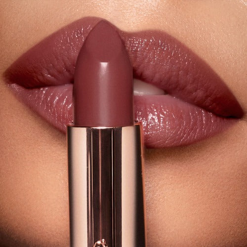 CHARLOTTE TILBURY - Matte Revolution Lipstick -  Pillow Talk 3. Intense