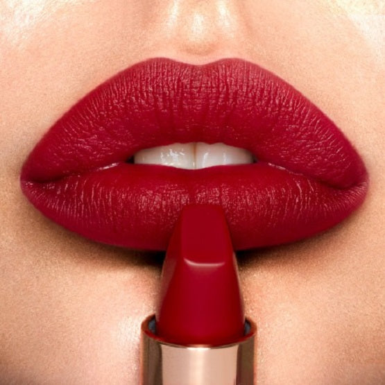 Charlotte Tilbury Matte Revolution Lipstick Red Carpet Red In Pakistan