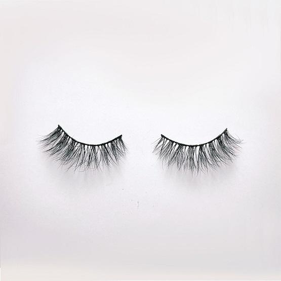 SARA ALI COSMETICS - Lite Mink Lashes - Dreamy Lite