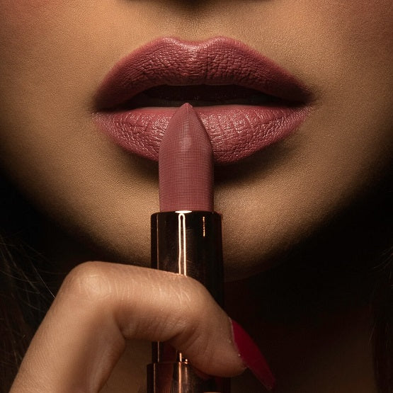 SARA Ali Cosmetics - Bullet Lipstick - Date Night