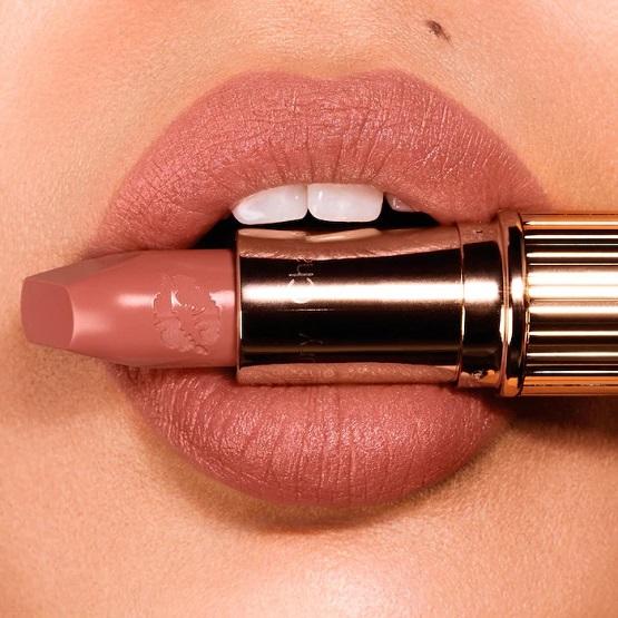 CHARLOTTE TILBURY Hot Lips Lipstick Super Cindy Price In Pakistan