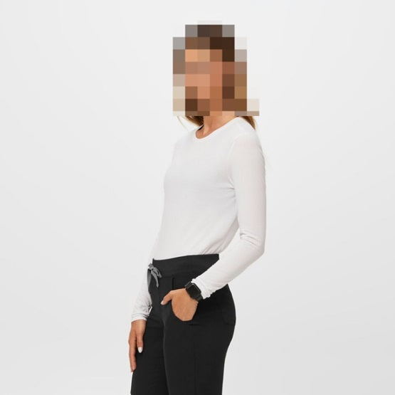 FIGS - Supersoft Longsleeve Underscrub - Medium/White (Women)