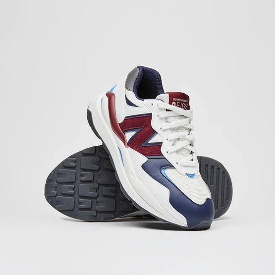 FIGS - New Balance 5740 - M4.5/W6 - Optic White/Navy