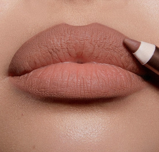 Charlotte Tilbury - Lip Cheat Lip Liner - Iconic Nude