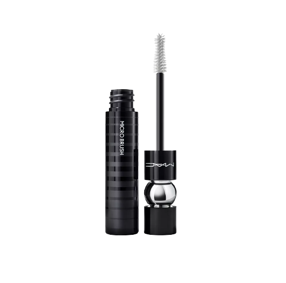 This never-before-seen endlessly buildable, clump-resistant formula gives you customizable volume from natural to next-level, along with instant length.